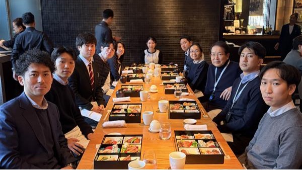 採用オウンドメディアにソーシャルデザイン事業部で新入社員をお迎えした記事を公開