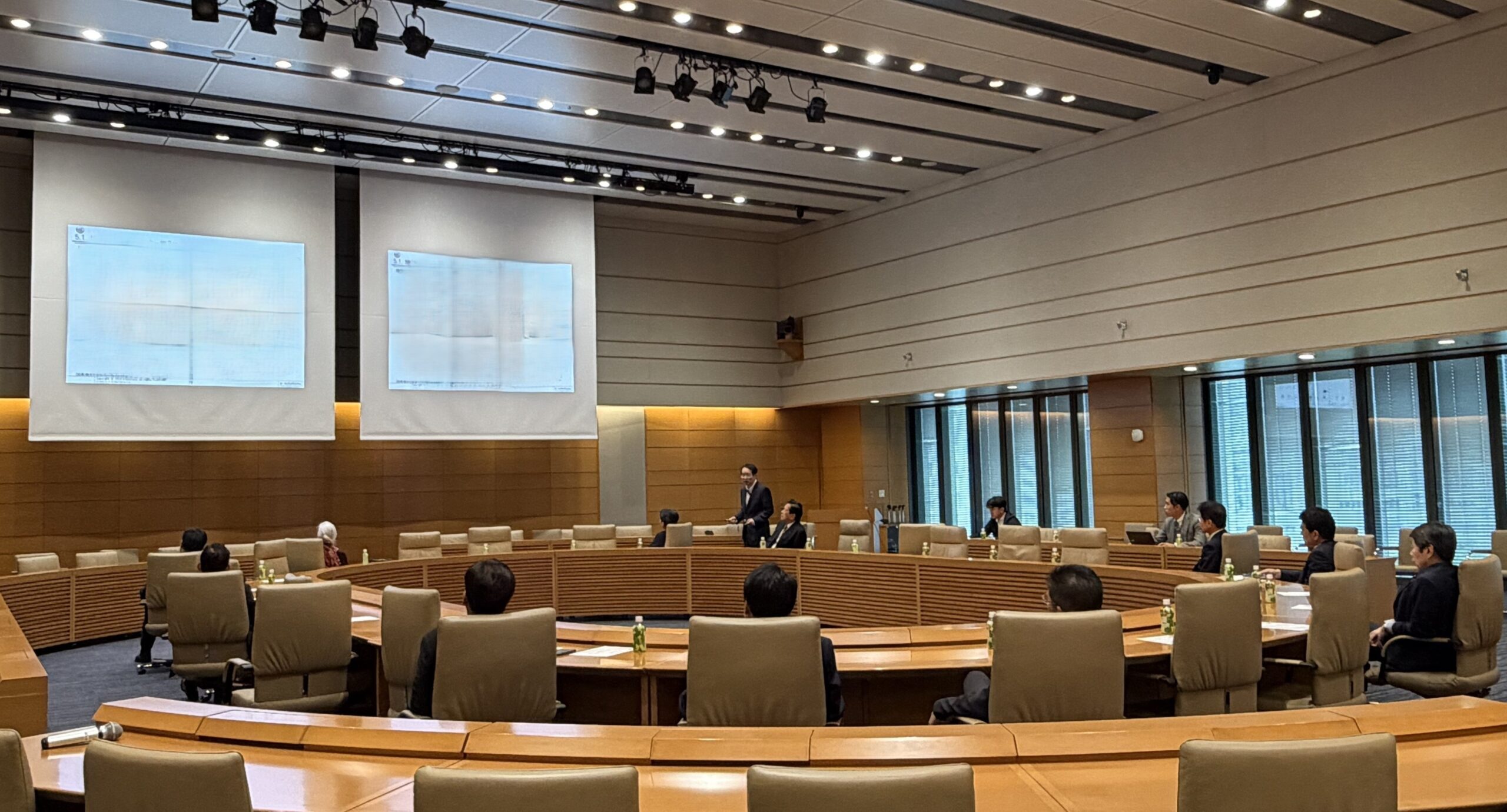 国家戦略研究会にて、代表取締役社長佐々木が講演